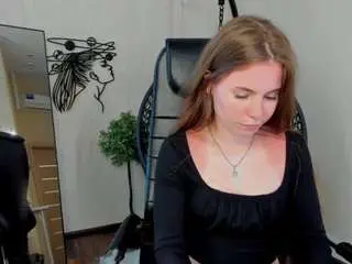 Caitlin-carey  live sex cam