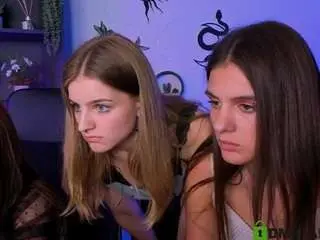 Lisa-dark  live sex cam