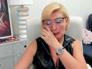 Lunaxfantasy  live sex cam