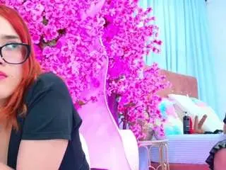 Alliciakim18  live sex cam