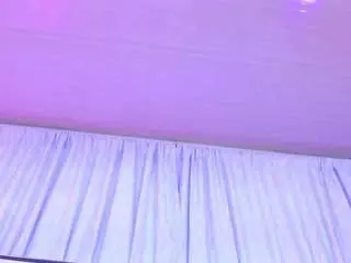 Alliciakim18  live sex cam