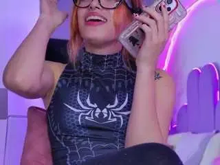 Alliciakim18  live sex cam