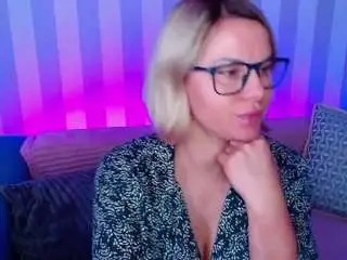 Monalisag  live sex cam