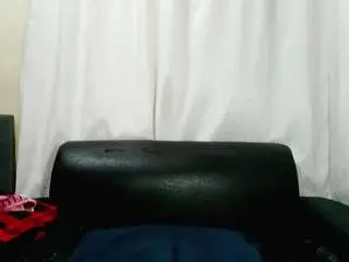 Pmunien4257  live sex cam