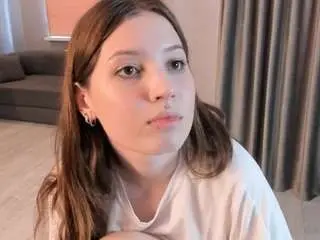 Clarettamalay  live sex cam