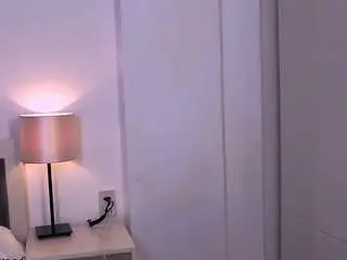Cleowestwood  live sex cam