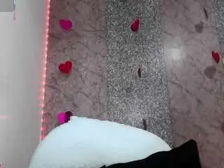 Harper1brown  live sex cam