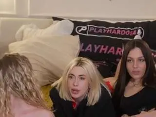 Kara054  live sex cam