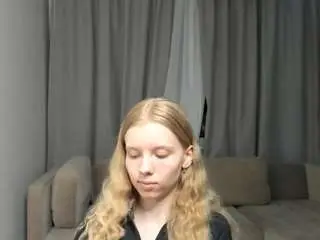 Marileemesta  live sex cam