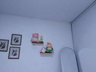 Sarita-bigbooty  live sex cam
