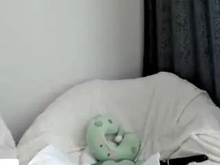 Tinblack  live sex cam