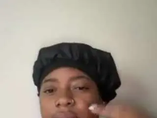 Yurfavcreamynia  live sex cam