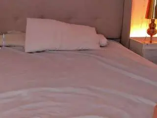 Kaylarossii  live sex cam