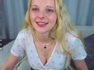 Shariceniess  live sex cam
