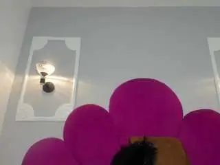 Ambbermoon  live sex cam