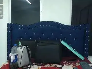 Catalella-latina  live sex cam