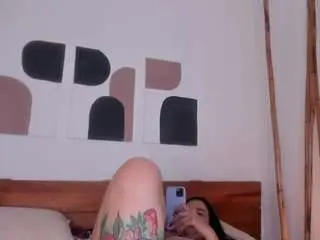Hannajohnsonx  live sex cam