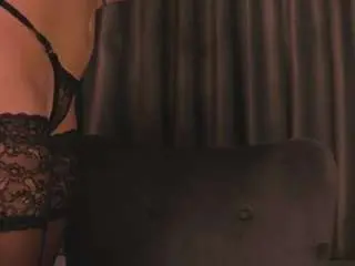 Nikaomega  live sex cam