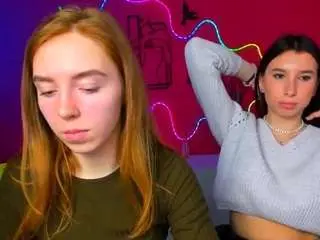 Stella-flower  live sex cam