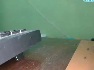 Stracklove  live sex cam