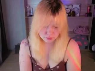 Amy-kimberlly  live sex cam