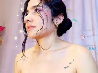 Adaara-johnson  live sex cam