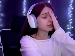 Camillemoreau  live sex cam