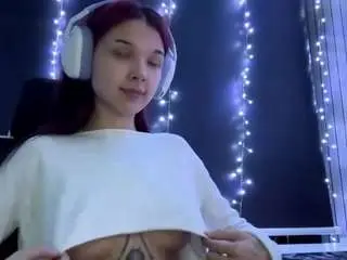 Camillemoreau  live sex cam