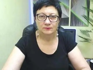 Emilyl0ve  live sex cam