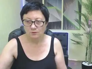 Emilyl0ve  live sex cam