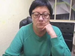 Emilyl0ve  live sex cam