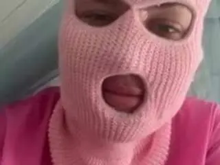 Itsthealaskablaze  live sex cam