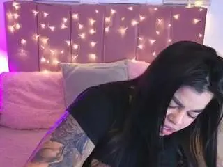 Miahjoness1  live sex cam