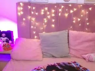 Miahjoness1  live sex cam