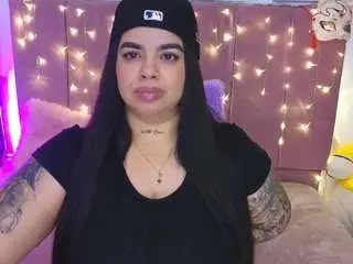 Miahjoness1  live sex cam