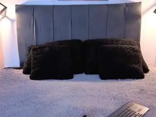 Zaafiroo1  live sex cam