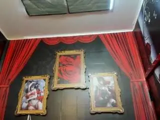 Alucard-hellsiing  live sex cam