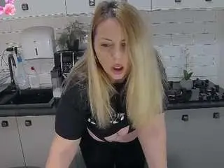 Ellaswan  live sex cam