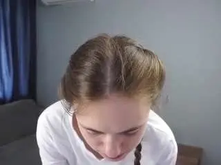 Gidgettroha  live sex cam