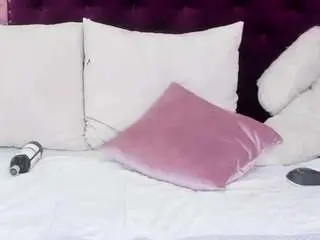 Isi-cute  live sex cam