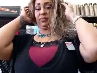 Lushdiamondz  live sex cam