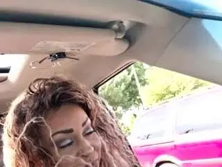 Lushdiamondz  live sex cam