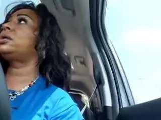 Lushdiamondz  live sex cam