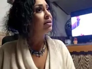 Lushdiamondz  live sex cam