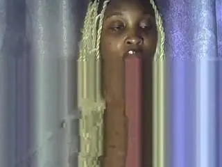 Freakybrula  live sex cam