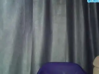 Freakybrula  live sex cam