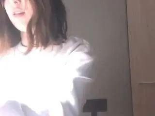 Lizbethbelow  live sex cam