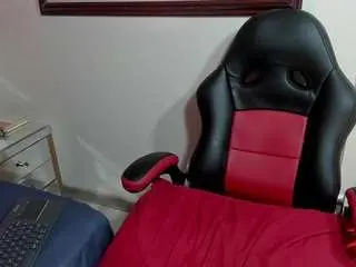 Lucyblazey  live sex cam