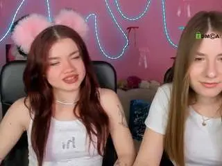 Luna-wisper  live sex cam