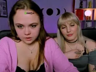 Luna-wisper  live sex cam